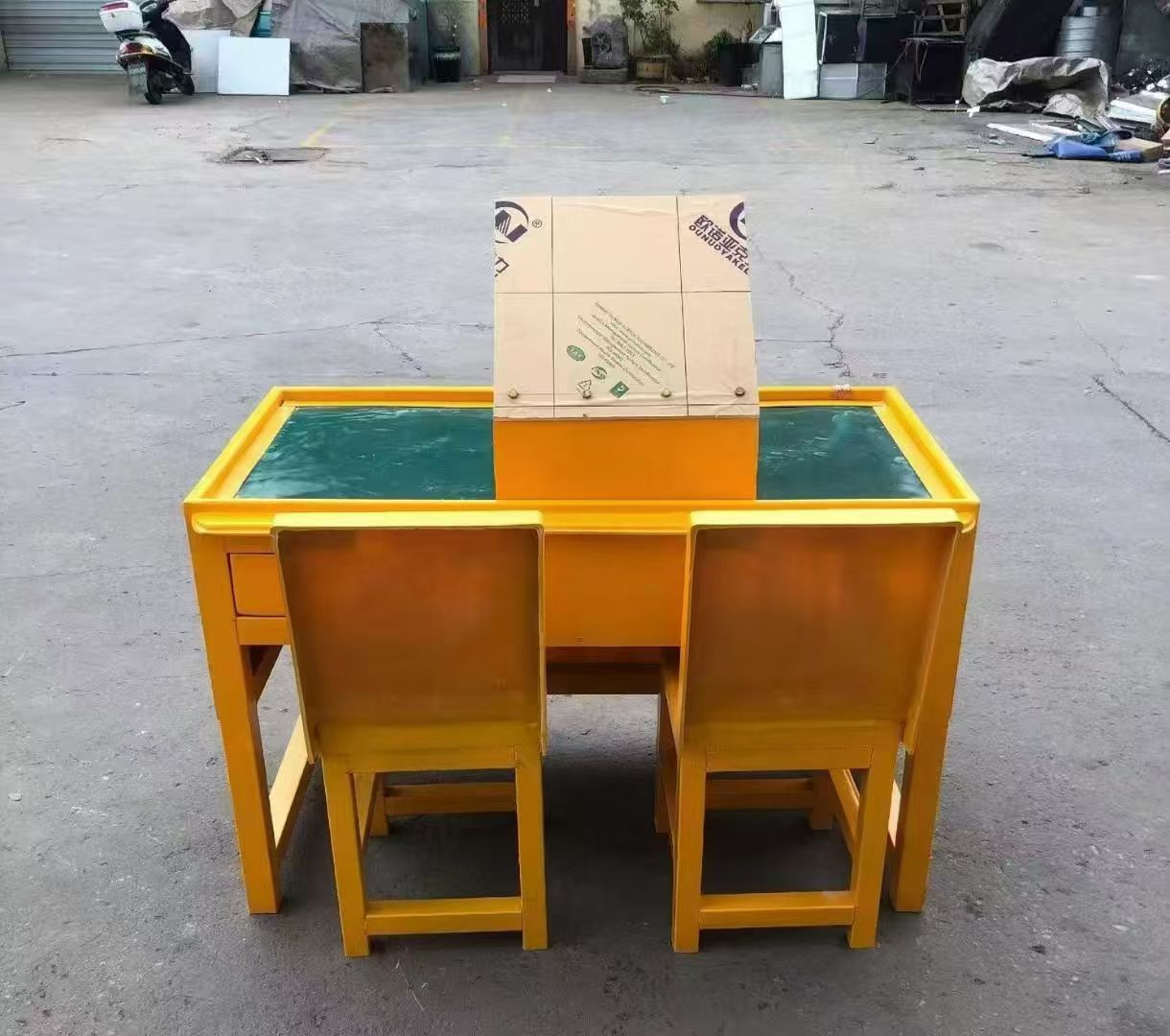 阳高防静电导通桌井下煤矿火工品发放桌：危险品流转的安全守护者